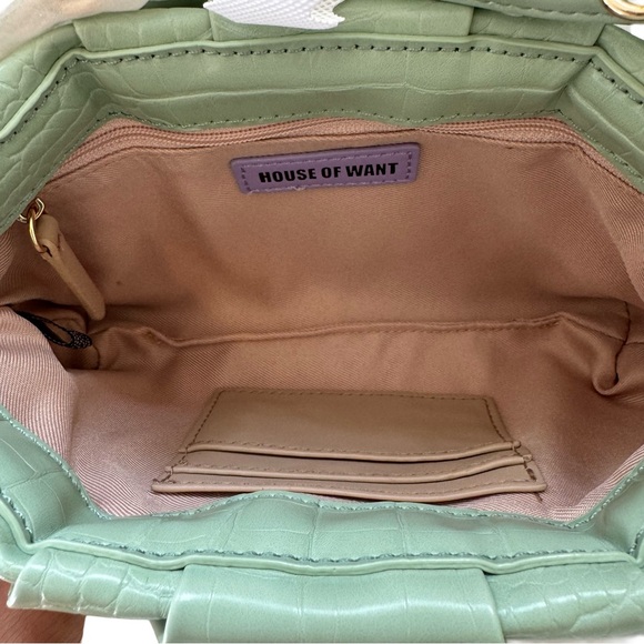 House of Want - Chill Baguette - Picture 10 of 15